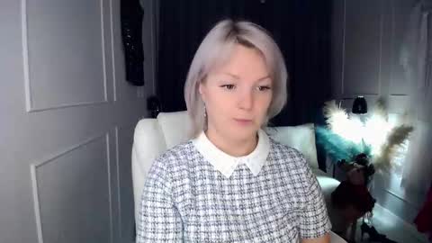 emmmam online show from January 2026 01:02:02 PM