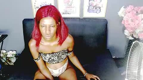 Snapshot of emmybae69 chatting on January 2025 06:23:01 PM emma online show from January 2025 06:23:01 PM