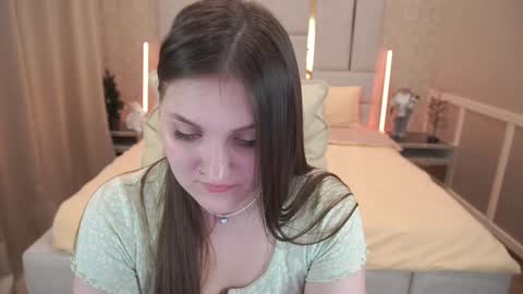 Snapshot of emmycharm chatting on January 2025 07:00:02 AM E M M Y online show from January 2025 07:00:02 AM