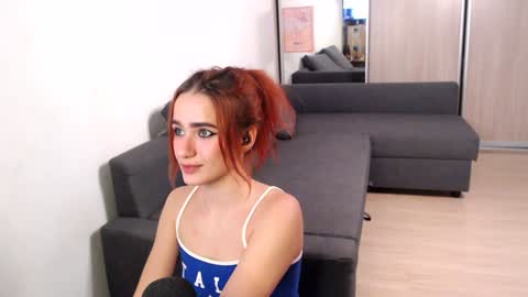 Snapshot of emmylies chatting on January 2025 02:42:02 PM Emmymy favourite tips100035122212377pvt open online show from January 2025 02:42:02 PM