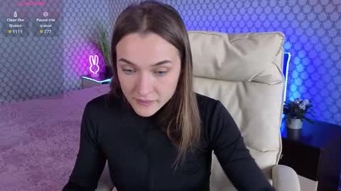 Emma online show from October 2025 09:29:01 AM