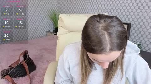 Emma online show from October 2025 06:57:02 AM