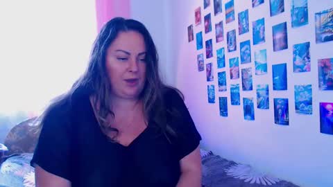 Snapshot of emmyxotty chatting on March 2025 12:44:02 PM Emmy online show from March 2025 12:44:02 PM