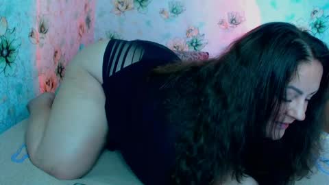 Snapshot of emmyxotty chatting on April 2026 10:50:01 AM Emmy online show from April 2026 10:50:01 AM
