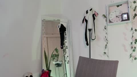 Emperatriz online show from February 2025 09:15:02 PM