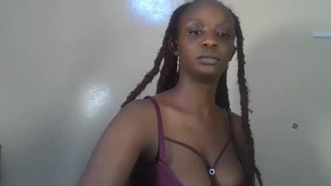 empress_emma online show from May 2026 02:00:01 PM