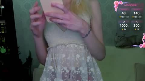 Snapshot of empress_ki chatting on February 2025 12:06:01 AM Ki online show from February 2025 12:06:01 AM