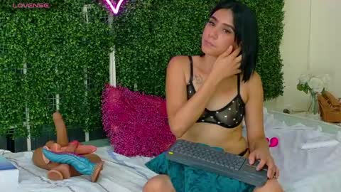 Emy online show from July 2026 08:40:02 AM