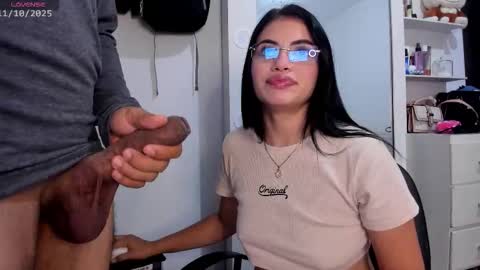 Snapshot of emy_gag chatting on October 2025 07:51:01 AM emy_gag online show from October 2025 07:51:01 AM