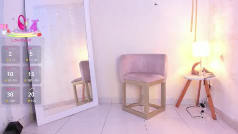 EMYLY  online show from November 2025 08:24:02 PM