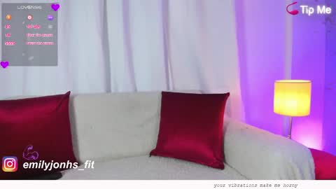 EMYLY  online show from May 2026 01:11:02 AM