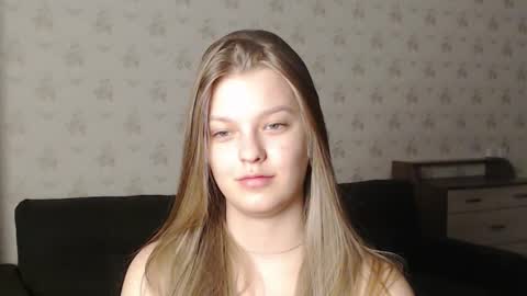 EmySway online show from February 2025 10:32:01 PM