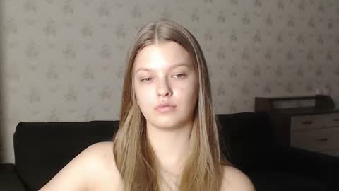 EmySway online show from February 2025 09:31:01 AM