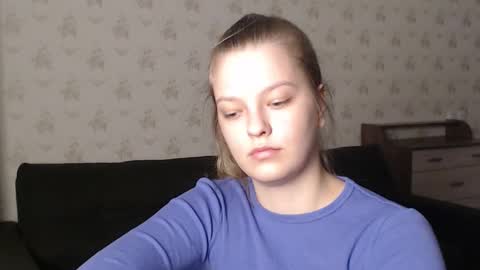 EmySway online show from February 2025 02:15:02 PM