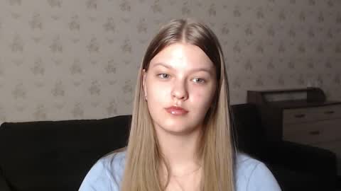 EmySway online show from March 2025 02:07:01 PM