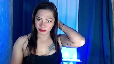 Snapshot of enchantressjenieghxxx chatting on October 2025 11:46:02 AM Jeniegh online show from October 2025 11:46:02 AM