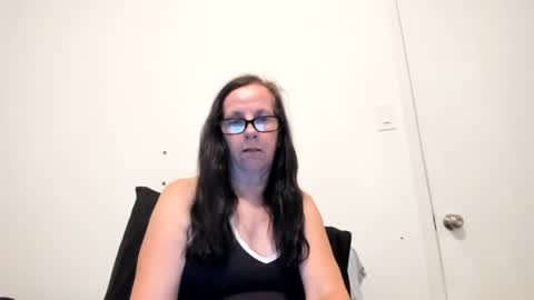Energetic Peach Goddess online show from July 2026 03:09:01 AM