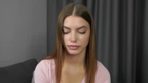 Sofia online show from October 2025 12:04:02 PM