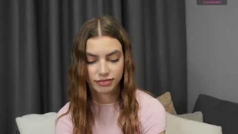 Sofia online show from October 2025 09:15:01 AM