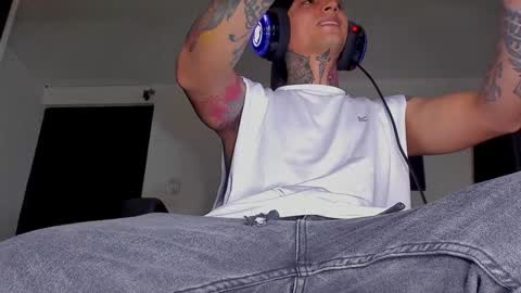 enjoymycock99 online show from December 2024 02:12:01 AM