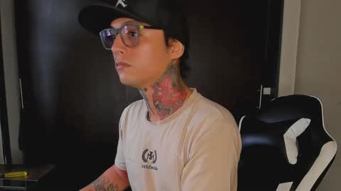 enjoymycock99 online show from February 2025 03:52:01 PM