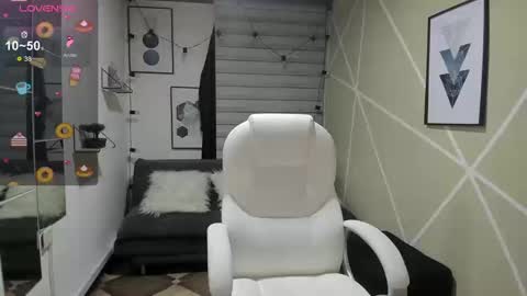 Snapshot of enma_clark chatting on September 2025 04:04:02 AM Enma clark online show from September 2025 04:04:02 AM