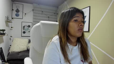 Snapshot of enma_clark chatting on November 2025 04:00:01 AM Enma clark online show from November 2025 04:00:01 AM