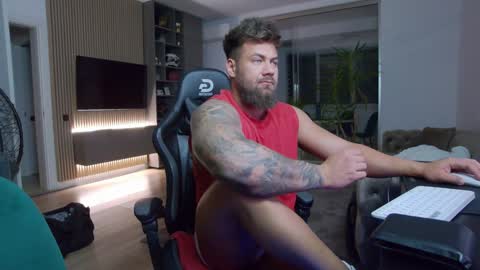 Erik online show from February 2025 06:24:02 PM