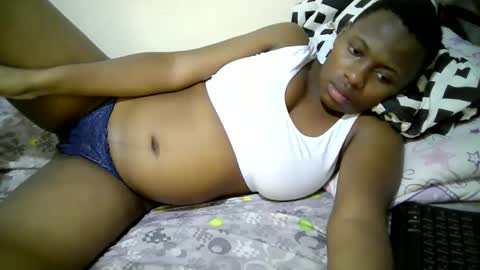 Snapshot of enter_dee chatting on April 2026 09:19:01 AM Ell online show from April 2026 09:19:01 AM