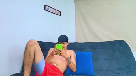 enyel_100 online show from April 2026 04:17:01 AM