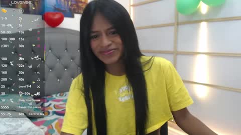 Enyenlina online show from May 2026 12:22:02 PM