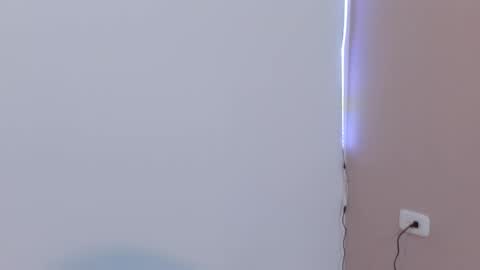 Snapshot of enyelsalas2 chatting on February 2025 09:26:02 PM Angela online show from February 2025 09:26:02 PM