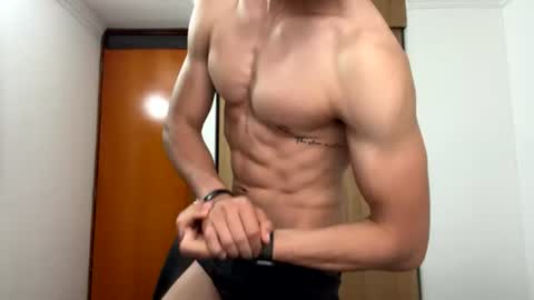 Snapshot of enzo_savage chatting on June 2026 11:40:02 AM enzo_savage online show from June 2026 11:40:02 AM