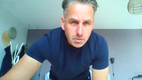 Enzos Massive Cock online show from September 2025 10:20:01 AM