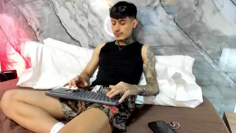 Enzo Rodriguez online show from October 2025 12:37:02 PM