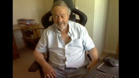Snapshot of erasmus_d chatting on July 2026 09:25:01 AM erasmus_d online show from July 2026 09:25:01 AM