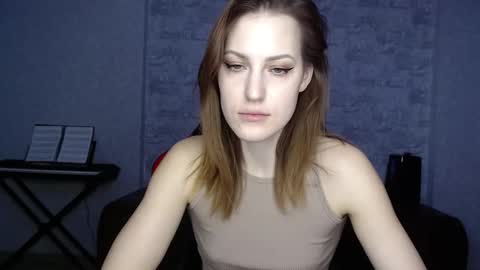 Erdbeeren mit Sahne online show from February 2026 08:40:01 AM