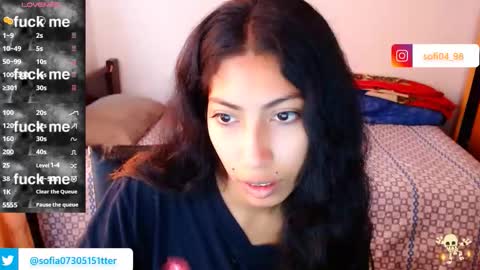 Snapshot of eren_mikasa chatting on November 2025 01:43:03 PM sofia online show from November 2025 01:43:03 PM