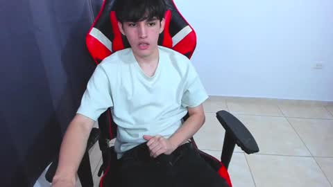 eren_tatakae online show from January 2025 04:48:01 PM