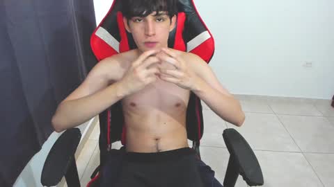 eren_tatakae online show from January 2025 09:04:01 PM