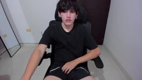 eren_tatakae online show from May 2026 10:59:01 PM
