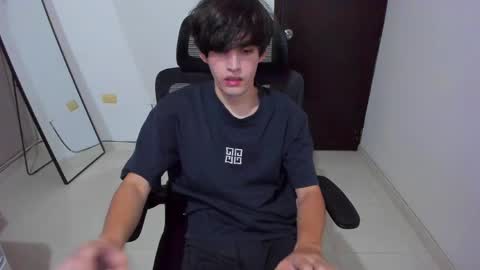 eren_tatakae online show from May 2026 11:56:01 PM