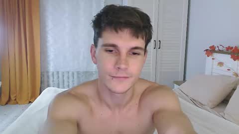 Eric Crush online show from October 2025 03:48:02 AM