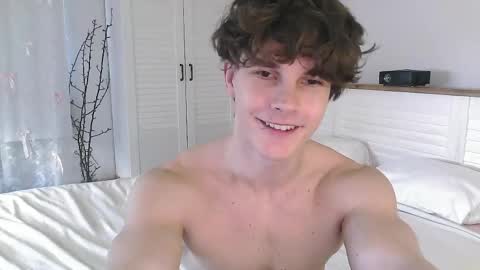 Snapshot of eric_crush chatting on March 2026 04:16:02 AM Eric Crush online show from March 2026 04:16:02 AM