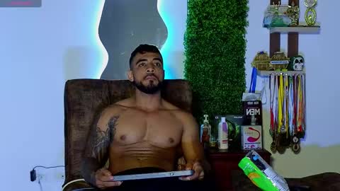 Snapshot of eric_harrison1 chatting on March 2025 12:59:01 AM Brayan online show from March 2025 12:59:01 AM