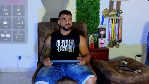 Snapshot of eric_harrison1 chatting on March 2025 01:25:02 PM Brayan online show from March 2025 01:25:02 PM