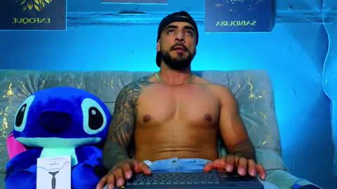 Snapshot of eric_harrison1 chatting on November 2025 03:27:01 AM Brayan online show from November 2025 03:27:01 AM