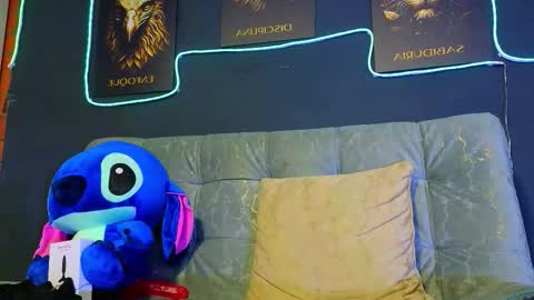 Snapshot of eric_harrison1 chatting on November 2025 11:04:02 PM Brayan online show from November 2025 11:04:02 PM