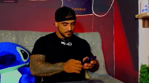 Snapshot of eric_harrison1 chatting on February 2026 01:46:02 AM Brayan online show from February 2026 01:46:02 AM