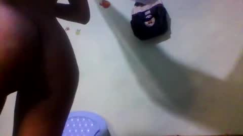 Erica online show from September 2025 07:37:02 PM